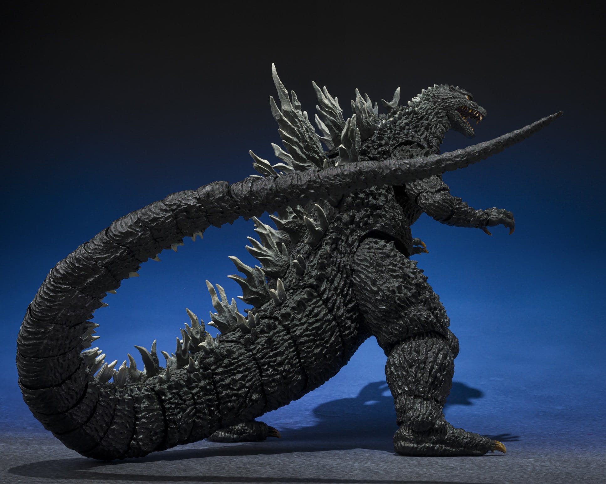 Godzilla 2003 SH MonsterArts Action Figure Godzilla