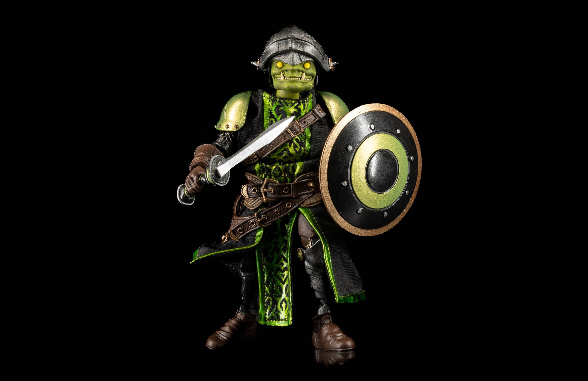 Mythic Legions Action Figure Paladin/Cleric Malignant Deluxe
