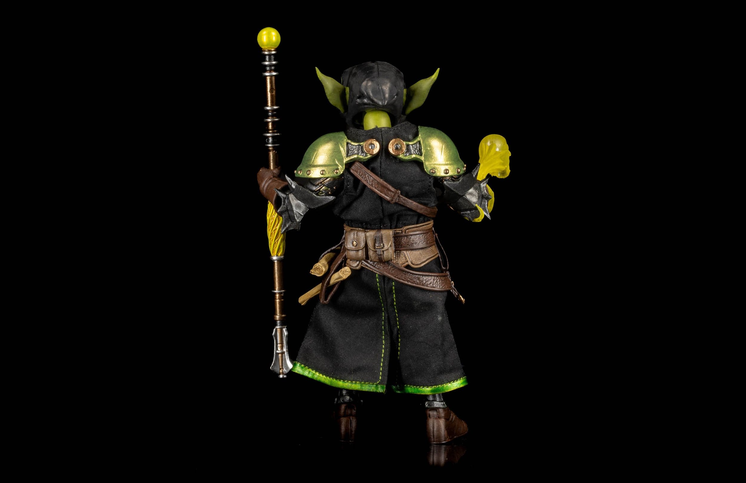 Mythic Legions Action Figure Paladin/Cleric Malignant Deluxe