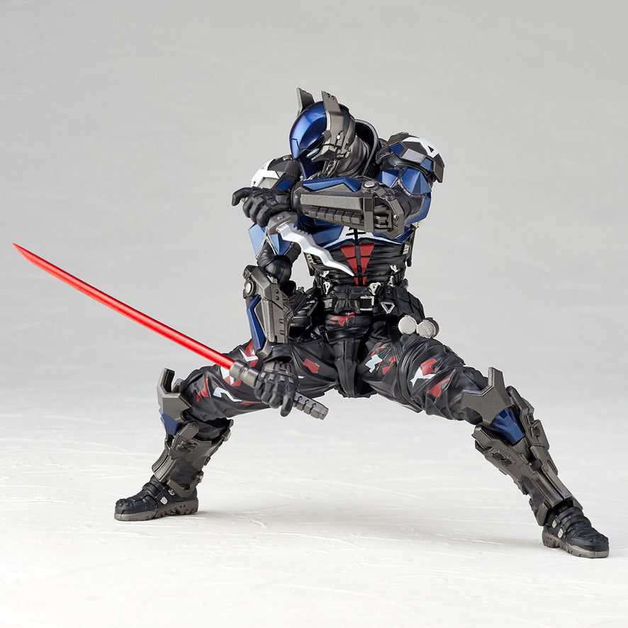 Batman: Arkham Knight Amazing Yamaguchi Revoltech No.24 Arkham Knight