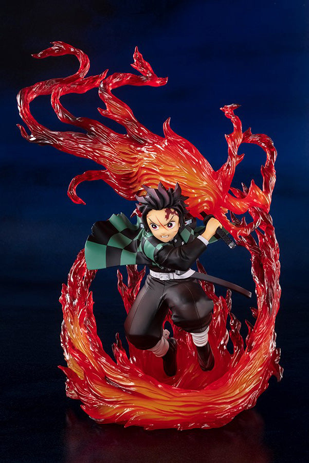 Demon Slayer: Kimetsu no Yaiba SH Figuarts ZERO Kamado Tanjiro Hinokami Kagura