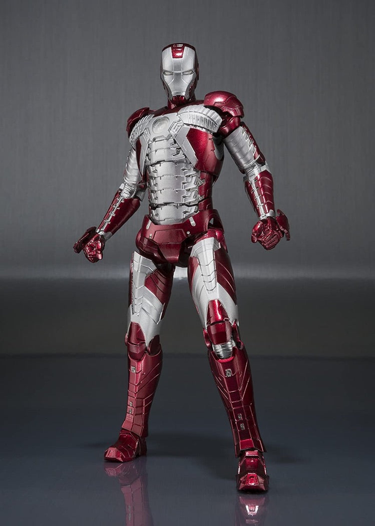 Bandai Iron Man 3 SH Figuarts Iron Man MK V & Hall of Armor Set Action Figure
