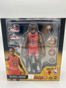 CHICAGO BULLS MAFEX No.100 MICHAEL JORDAN