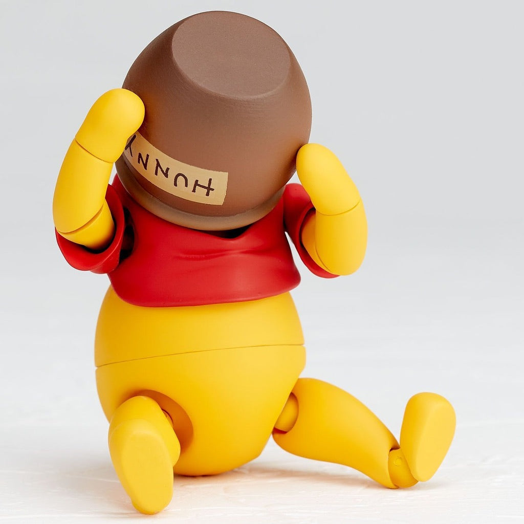 WINNIE-THE-POOH NO.011 WINNIE THE POOH REVOLTECH