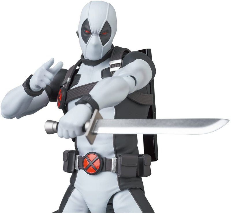 Marvel MAFEX No. 172 MAFEX DEADPOOL - X-FORCE SUIT.