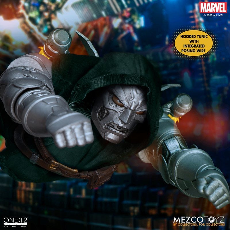 MEZCO ONE:12 COLLECTIVE Doctor Doom